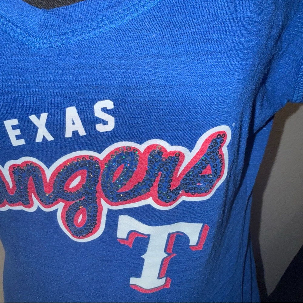 Texas Rangers Sequin Logo V-Neck Tee Soft As Grape Womens L - Picture 2 of 7
